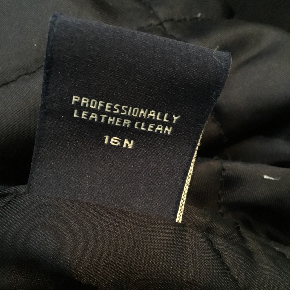 Faconable Zip Jacket. - image 6